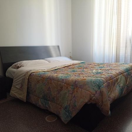 Ferienwohnung La Casa Sul Mare-Savona Exterior foto
